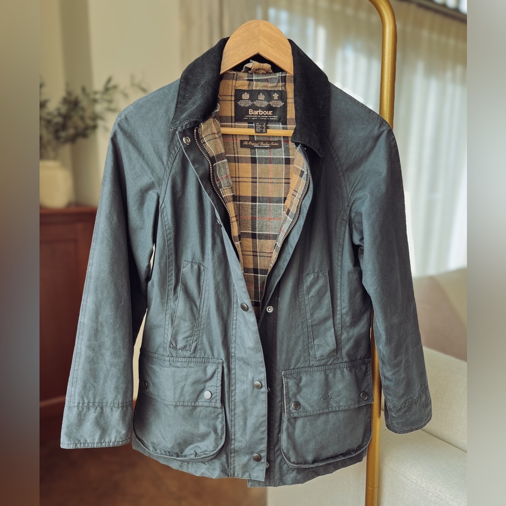 Barbour Classic Beadnell jacket size 2